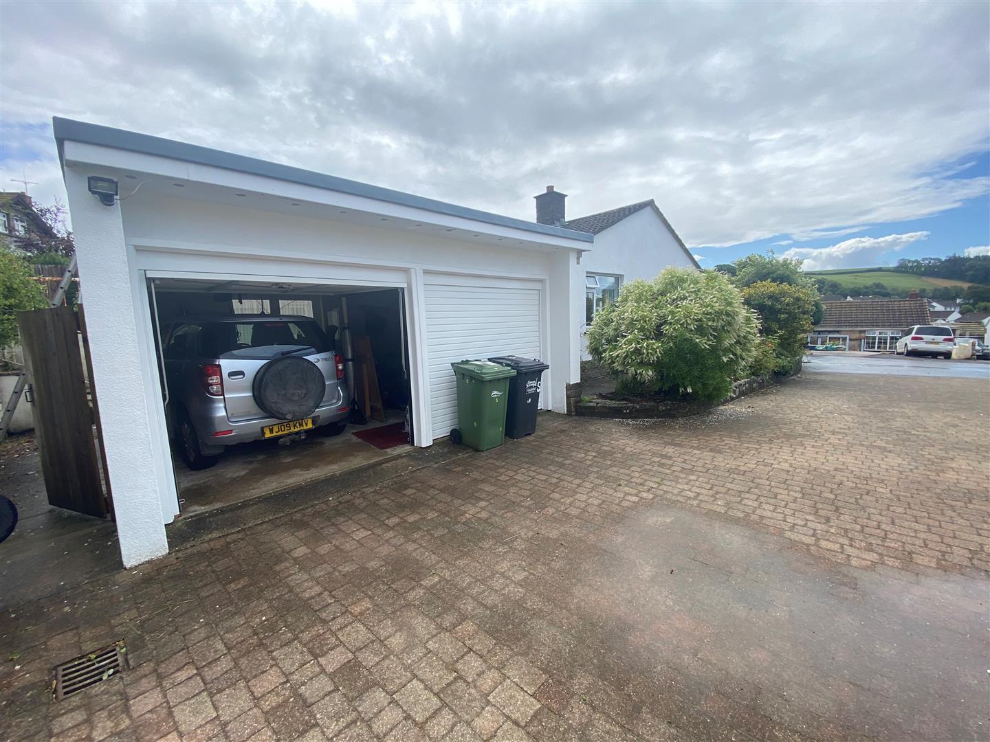 Knowle Phillips Smith and Dunn